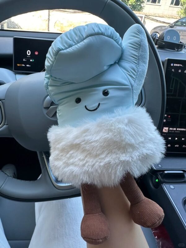 Image #1 from Perrie