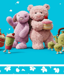 Leola Bear with Strawberry Cake