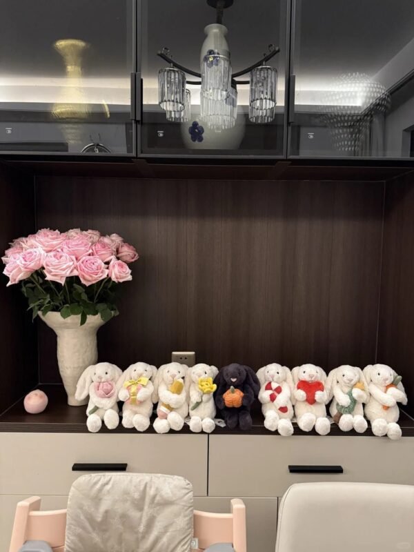 Image #1 from Maria Costa